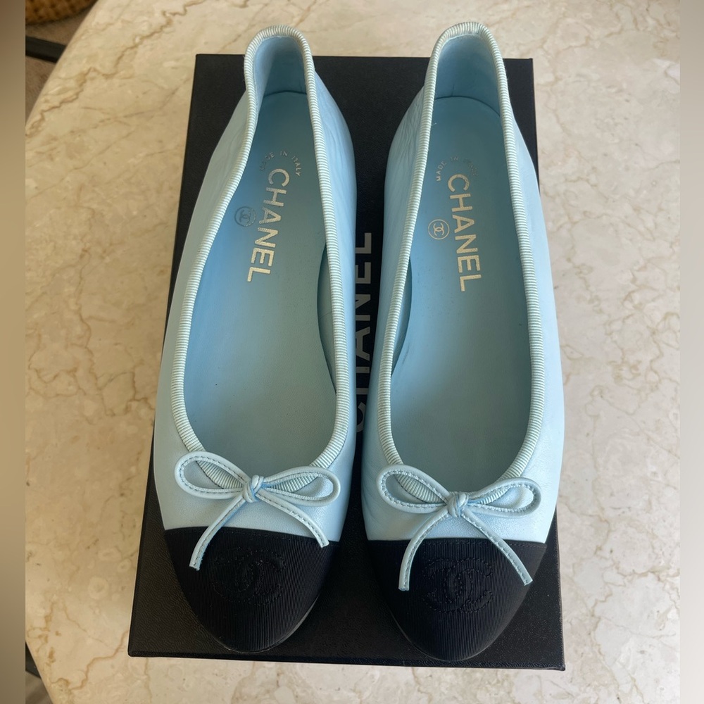 Lanvin Light Blue and Black Two-Tone Bow Cap-Toe Ballet Flats